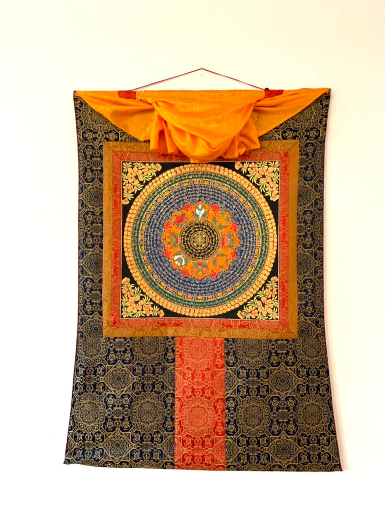 Mantra Dorje Eight Auspicious Symbols Thangka